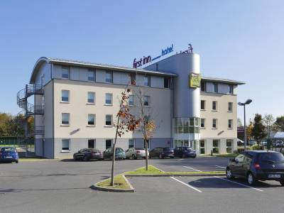 First Inn Hotel Paris Sud Les Ulis - Bild 1