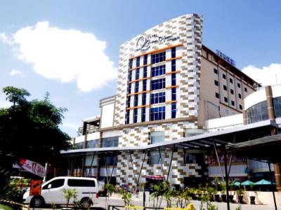 Grand Qin Hotel Banjarbaru - Bild 1