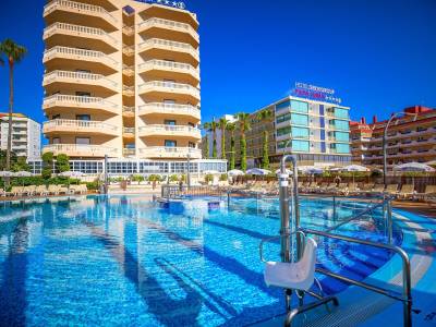 Hotel Servigroup Papa Luna - Bild 1