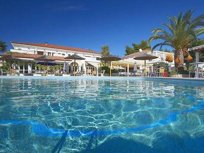 Chrousso Village Hotel - Bild 1