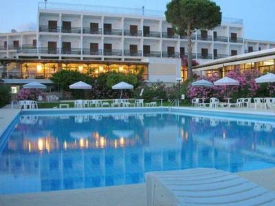 Irinna Hotel - Bild 1