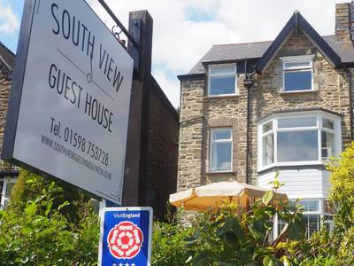 South View Guest House - Bild 1
