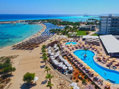 Asterias Beach Hotel - Bild 1