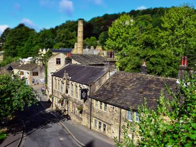 White Lion Hotel - Bild 1