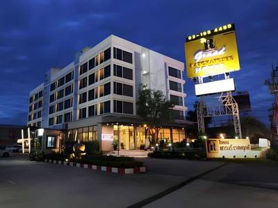 Grand Ratchapruek Hotel - Bild 1