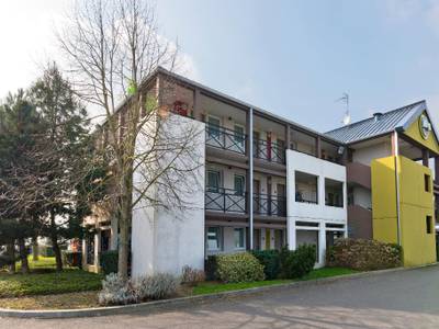 B&B Hotel AVRANCHES Baie du Mont Saint-Michel - Bild 1