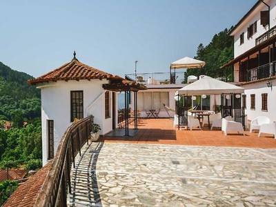 Hostel Gerês - Bild 1