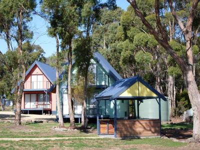 Four Seasons Waterfront Cottages - Bild 1