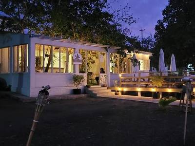 Blue Lagoon Hotel & Marina - Bild 1