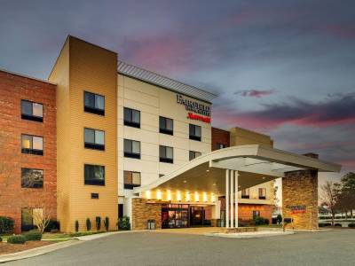 Fairfield Inn & Suites Dunn I-95 - Bild 1