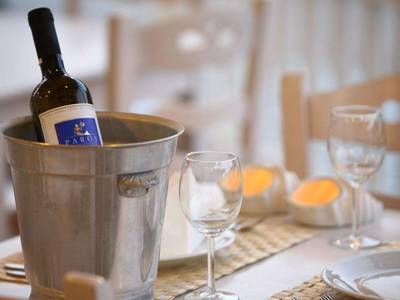 Paros Inn Hotel - Bild 1