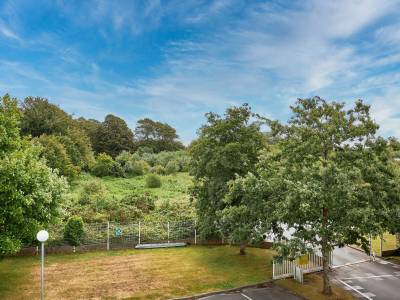 B&B Hôtel Cherbourg - Bild 1