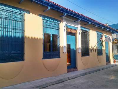 Hotel E Caballeriza - Bild 1