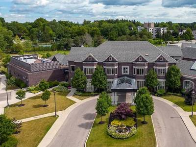 The Bruce Hotel - Bild 1