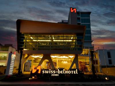 Swiss-Belhotel Jambi - Bild 1