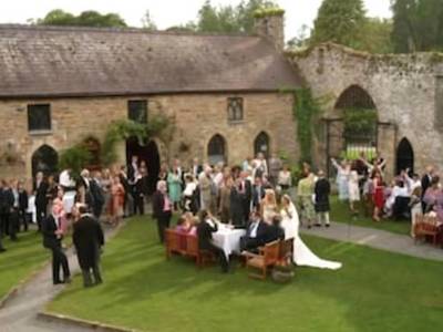 Kinnity Castle - Bild 1