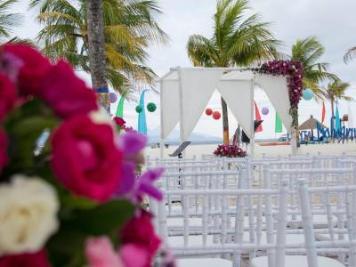 Mahagiri Resort Nusa Lembongan - Bild 1