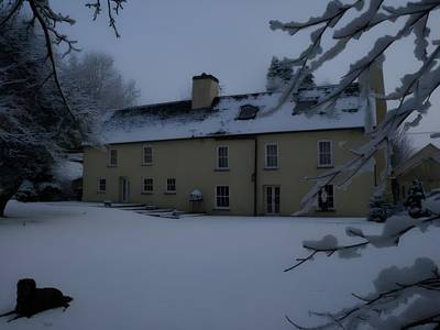 Ty Mawr Country Hotel - Bild 1