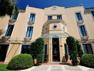 Arbatasar Hotel - Bild 1