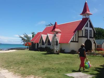 Element Bay Luxury Beach Apartments by BARNES - Bild 1