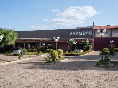 Aram Premium Hotel - Bild 1
