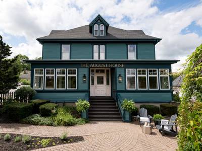 The August House - Bild 1