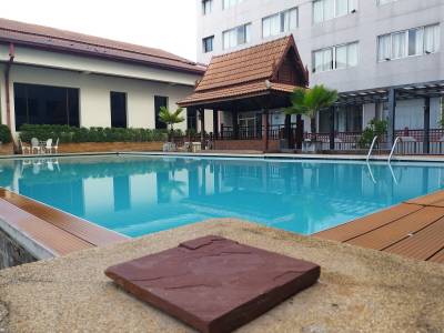 Songphanburi Hotel - Bild 1