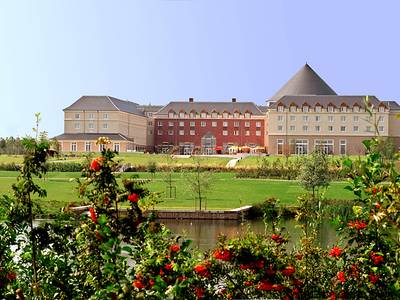 Grand Magic Hotel - Bild 1