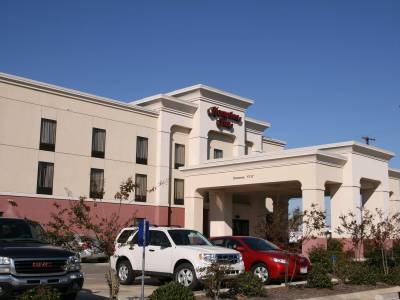 Hampton Inn Greenwood - Bild 1