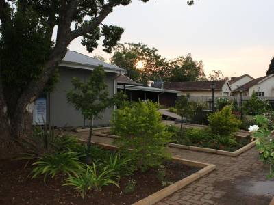 The Itumeleng Guest House - Bild 1