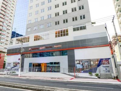 Tulip Inn Vila Velha - Bild 1