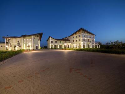 Magus Hotel - Bild 1