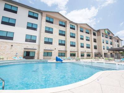 Holiday Inn Express & Suites Dripping Springs - Austin Area - Bild 1
