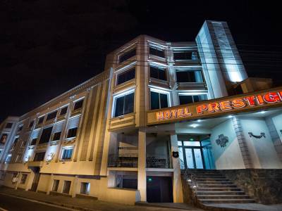 Prestige Boutique Hotel Craiova - Bild 1