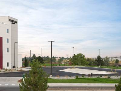 Courtyard Pullman - Bild 1