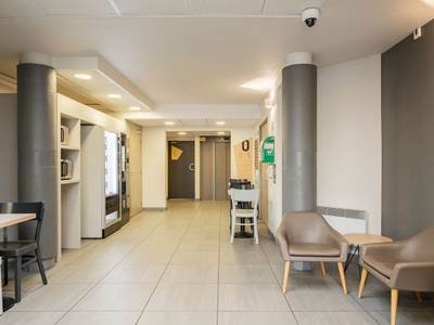 B&B HOTEL Calais Centre Saint-Pierre - Bild 1