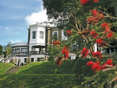 Trenython Manor Resort - Bild 1