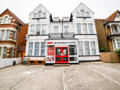 Devine Beach Guesthouse - Bild 1