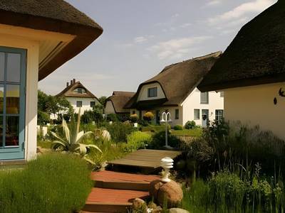 Landhotel Kastanienallee - Bild 1