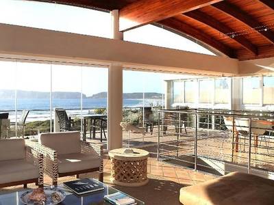 Periwinkle Guest Lodge - Bild 1