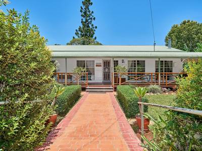 Birds ‘N’ Bloom Cottages - Bild 1