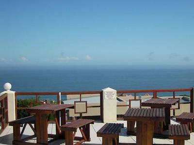 Blue Horizon Bay Guest House - Bild 1