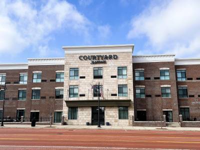 Courtyard Albion - Bild 1