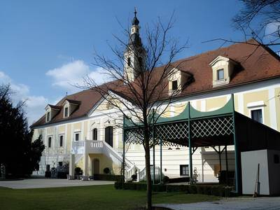 Schloss Haindorf - Bild 1