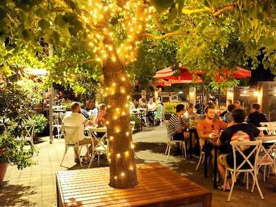 The Stirling Arms Hotel - Bild 1