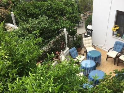 Petite Morfo Hotel - Bild 1