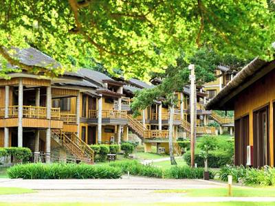 Fridays Puerto Galera - Bild 1