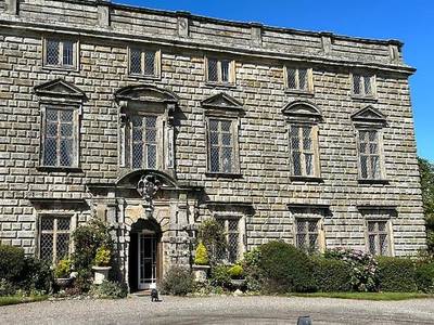 Moresby Hall - Bild 1