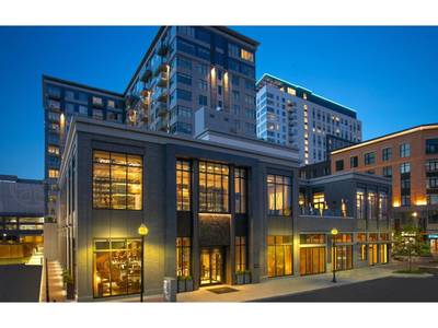 The Row Hotel at Assembly Row, Autograph Collection - Bild 1