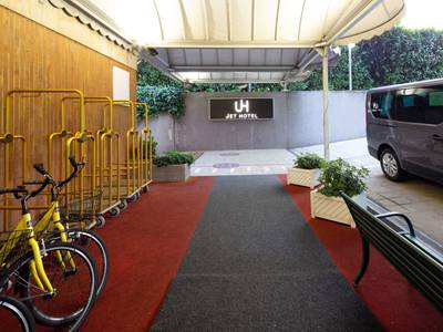 Jet Hotel, Sure Hotel Collection by Best Western - Bild 1